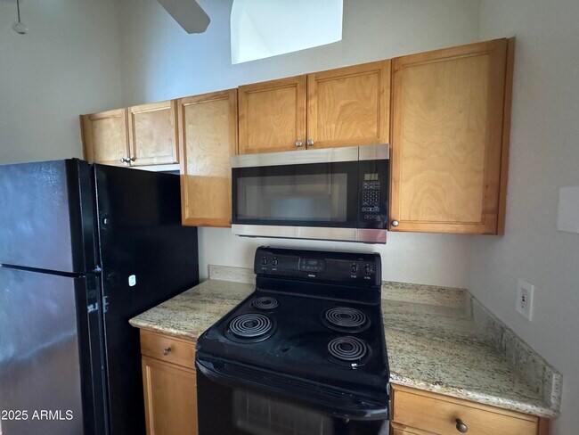7550 N 12th St Phoenix, AZ 85020 photo 5