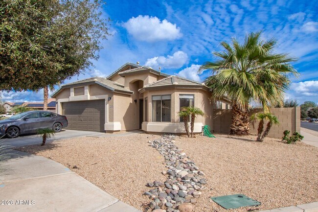 16019 W Linden St Goodyear, AZ 85338 photo 2