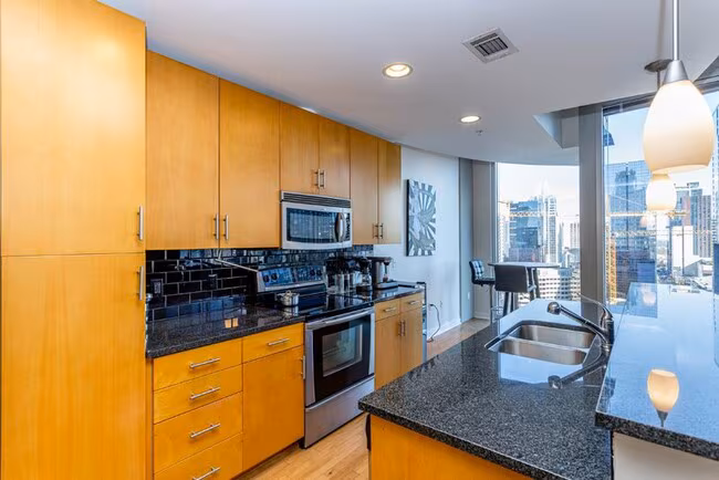 360 Nueces St Austin, TX 78701 photo 3