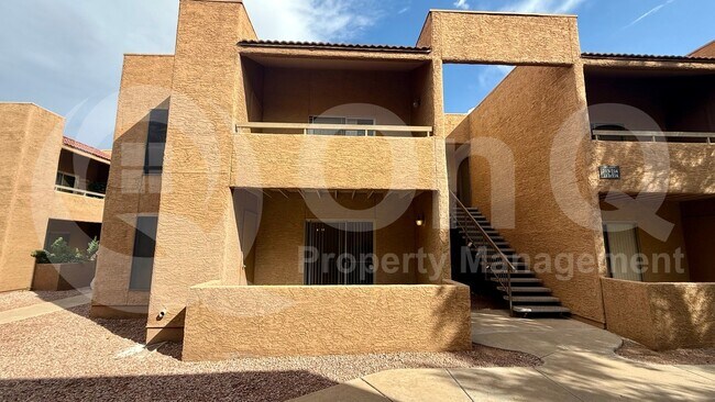 2625 E Indian School Rd Phoenix, AZ 85016 photo 2