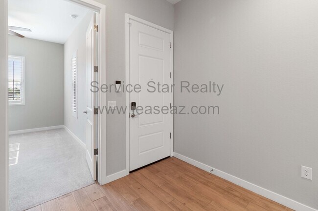 6610 E Villa Rita Dr photo 4