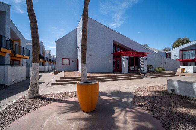 Phoenician Palms photo 2