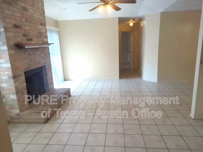 7809 Topawa Cove Austin, TX 78729 photo 3
