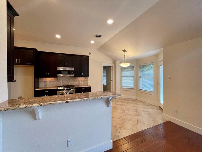 2625 Buckingham Gate Terrace Austin, TX 78748 photo 5