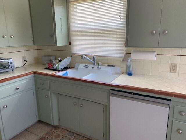 1016 Columbia St Santa Cruz, CA 95060 photo 5