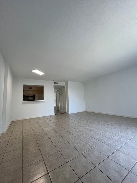 6201 Ranchester Drive, Houston, TX 77036 photo 3