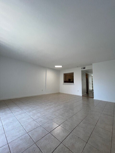 6201 Ranchester Drive, Houston, TX 77036 photo 4