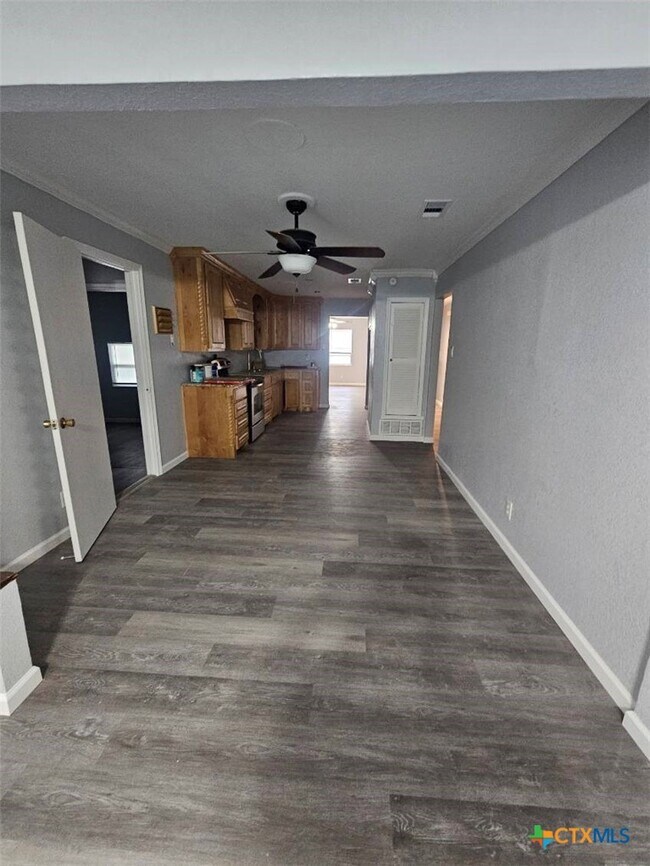 703 Rev R A Abercrombie Dr Killeen, TX 76543 photo 3