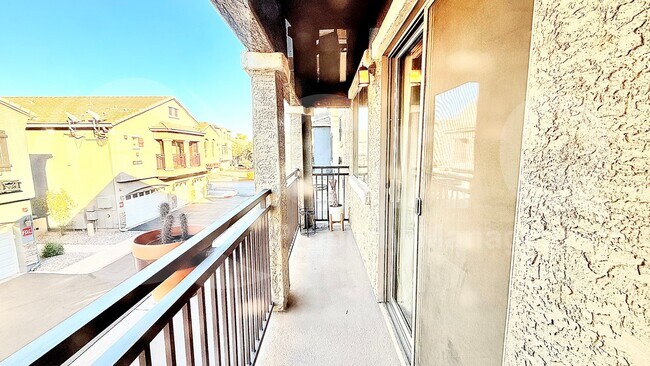 2402 E 5th St Tempe, AZ 85288 photo 3