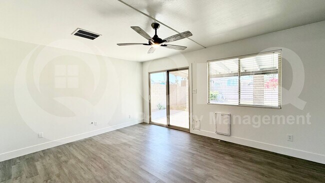 962 E Hackamore St Mesa, AZ 85203 photo 4