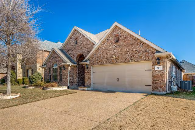 704 Thetford Ln Plano, TX 75074 photo 2