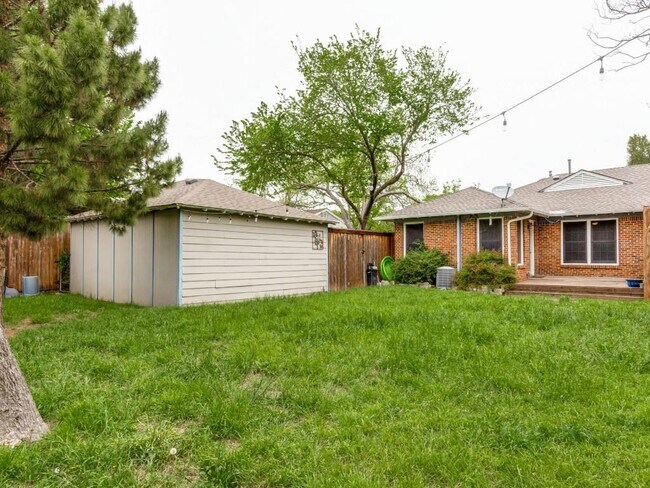 9520 Ash Creek Dr Dallas, TX 75228 photo 4
