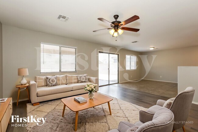 284 W Jersey Way San Tan Valley, AZ 85143 photo 3