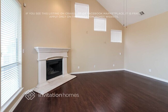 908 Evergreen Lane, Burleson, TX 76028 photo 3