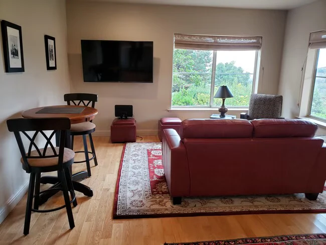 1117 Alvarado Rd Berkeley, CA 94705 photo 3