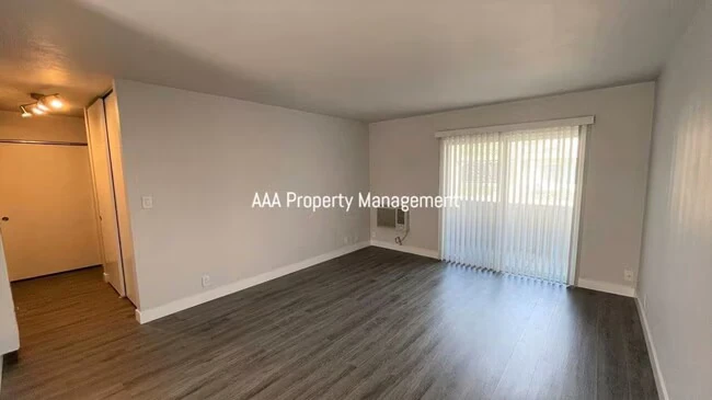 1731 Ellis St Concord, CA 94520 photo 4