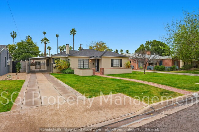 1315 W Holly St photo 3