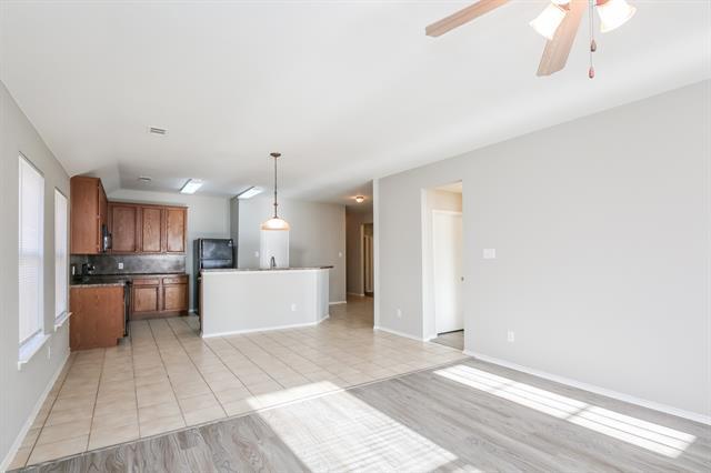 2100 Hayes St McKinney, TX 75071 photo 5