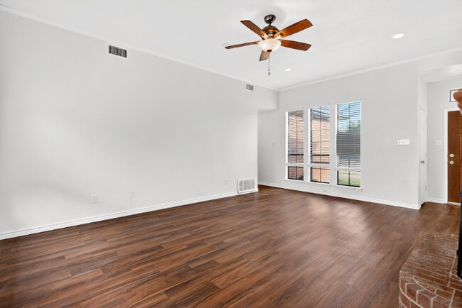 1617 Briargrove Dr Mesquite, TX 75181 photo 4