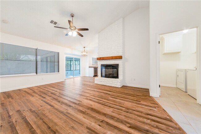 2014 Balsam Way Round Rock, TX 78665 photo 2