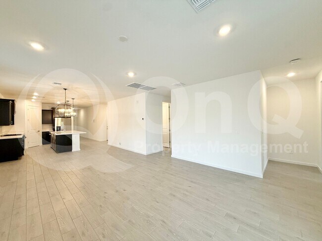 4195 W Monika Ln San Tan Valley, AZ 85144 photo 5