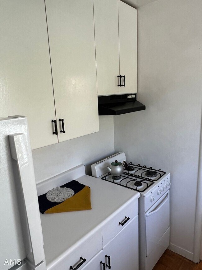 1270 Ocean Avenue, Emeryville, CA 94608 photo 4