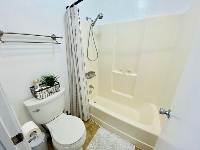 1621 Hotel Cir S San Diego, CA 92108 photo 5