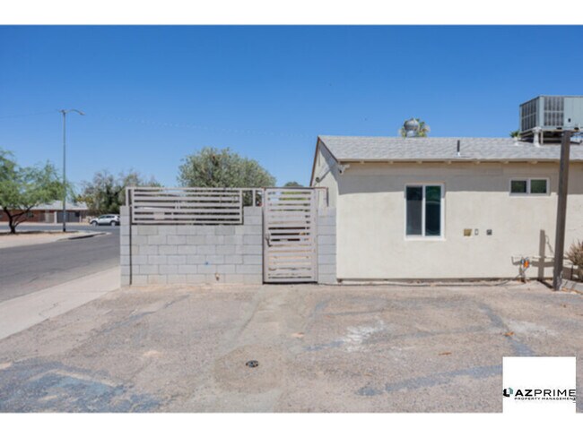 4001 N 15th Ave Phoenix, AZ 85013 photo 5