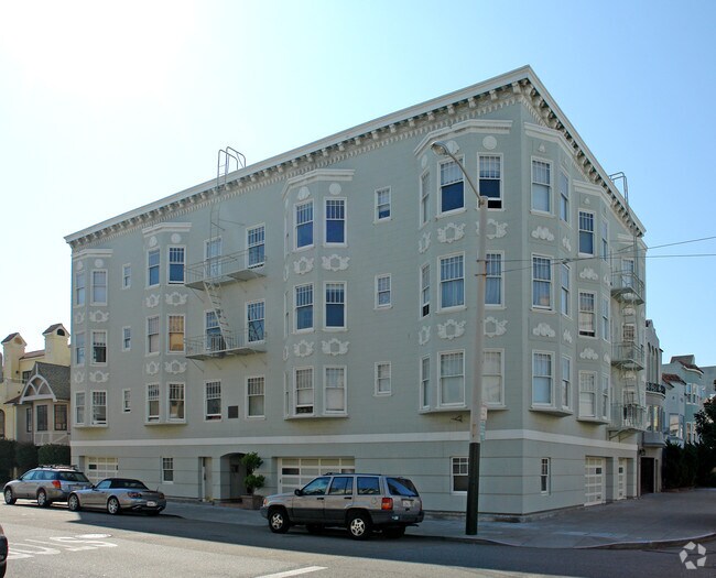 1895 Jefferson Street, San Francisco, CA 94123 photo 3