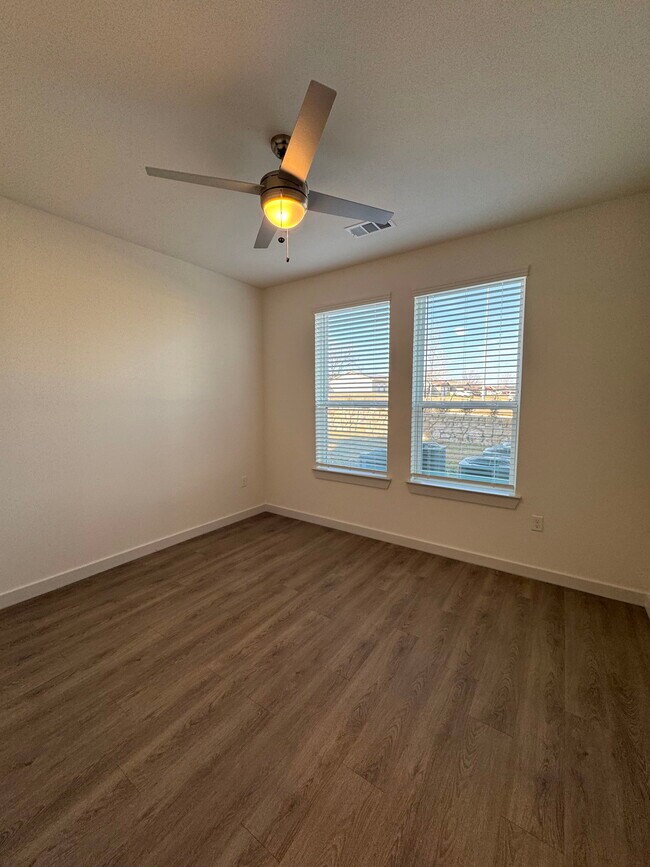601 Alemeda St Fort Worth, TX 76108 photo 5