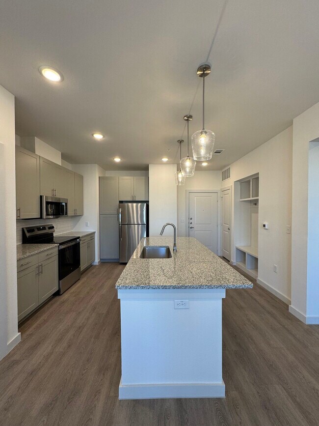 601 Alemeda St Fort Worth, TX 76108 photo 2