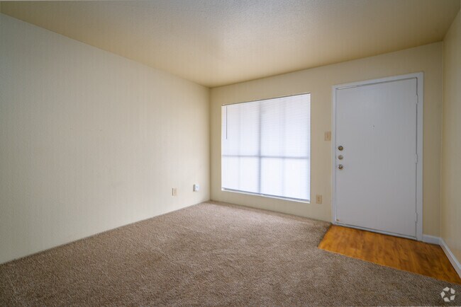 Inwood Grove photo 3