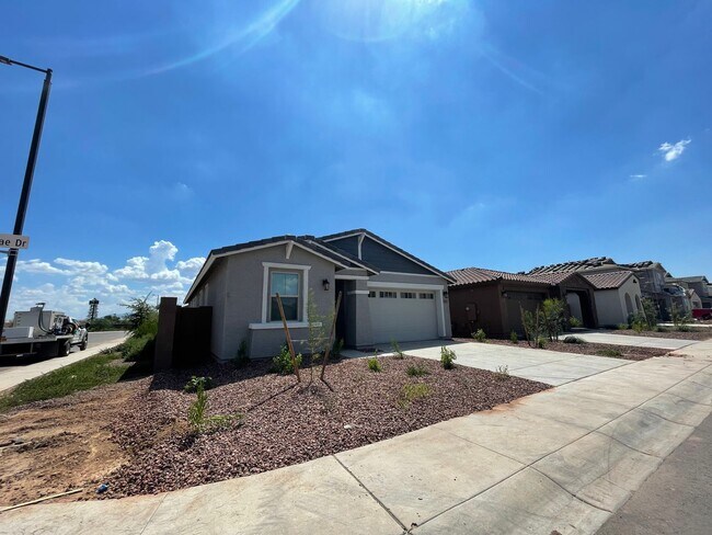 9313 W HEATHERBRAE DR photo 2