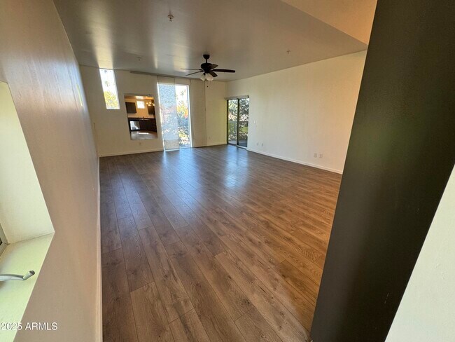 1111 W University Dr Tempe, AZ 85281 photo 2