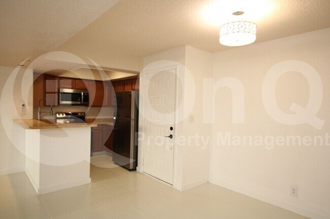 540 N May Mesa, AZ 85201 photo 4