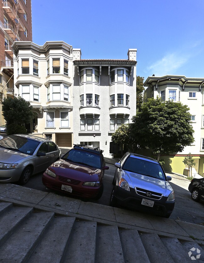 920 Taylor Street, San Francisco, CA 94108 photo 5