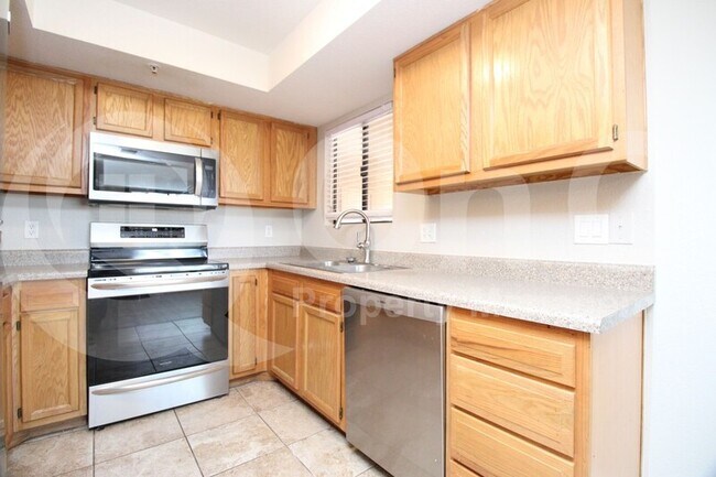 8155 E Roosevelt St Scottsdale, AZ 85257 photo 2