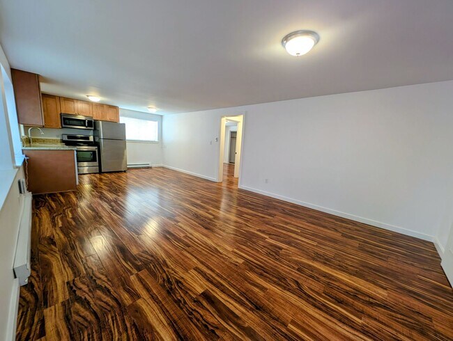 13727 35th Ave NE Seattle, WA 98125 photo 3