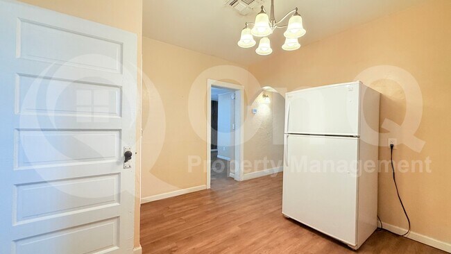 300 W 9th St Casa Grande, AZ 85122 photo 4