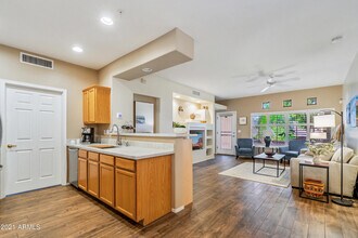 9100 E RAINTREE Drive photo 2