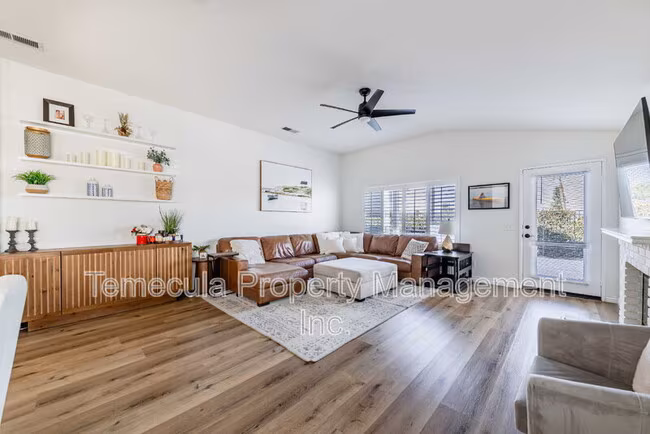44773 Rhiannon Way Temecula, CA 92592 photo 4