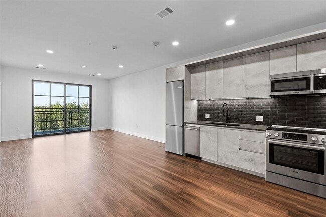 Congress Lofts photo 2