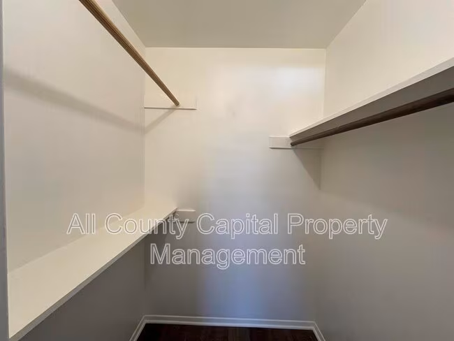 3415 Willowrun Dr Austin, TX 78704 photo 4