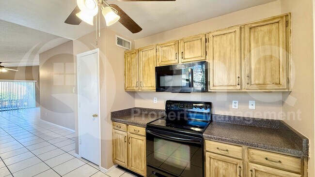 3873 East Bighorn Avenue, Phoenix, AZ 85044 photo 5