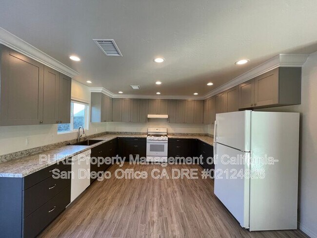 2709 Elm Ave San Diego, CA 92154 photo 4