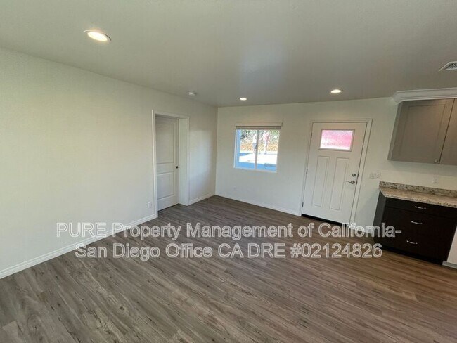 2709 Elm Ave San Diego, CA 92154 photo 3
