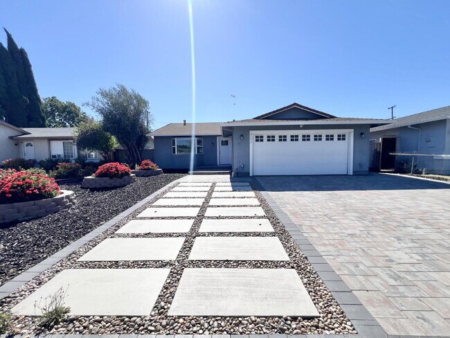 3197 Bourgeois Way San Jose, CA 95111 photo 3
