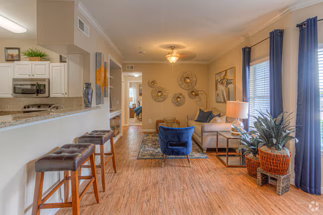 Enclave At Woodbridge photo 4