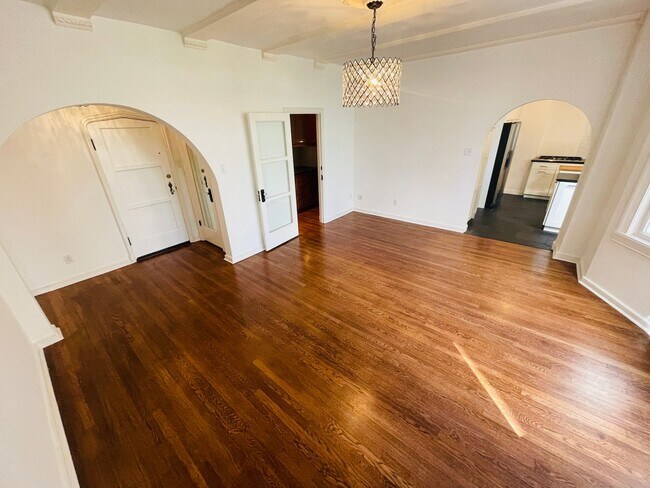 Marina Chateau photo 4