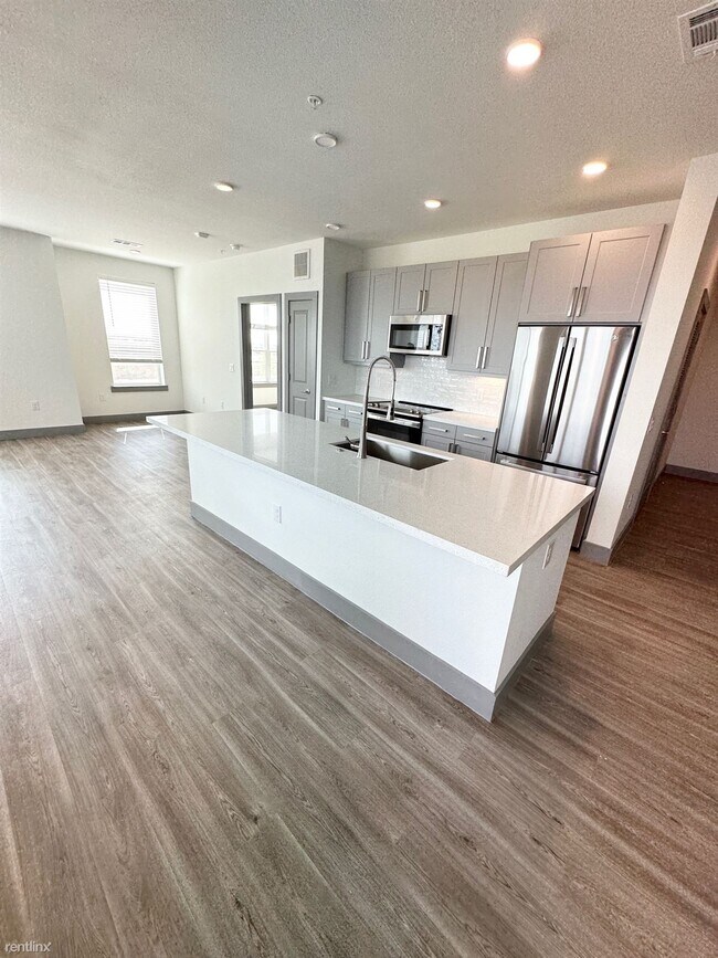 26585 E University Dr Aubrey, TX 76227 photo 2